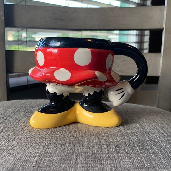 Disney Parks Minnie legs mug - Picture 1 of 7